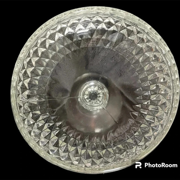Vintage Indiana Clear Cut Glass Diamond Candy/Fruit Dish - Picture 7 of 9
